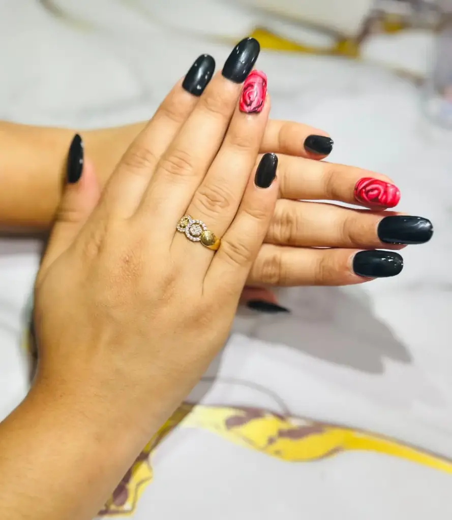 black rose 3.webp